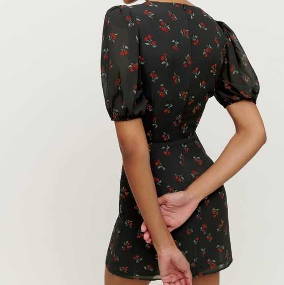 Reformation Morgan Dress in Black Cherry size 6 NWT - Picture 3 of 11